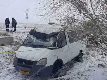 Շիրակում երթուղային միկրոավտոբուս է վթարի ենթ...