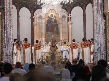 Մայր Աթոռը հայտնել է, թե ինչ նշանակություն ունի Սուրբ Պատարագին Ամենայն Հայոց կաթողիկոսի և թեմակալ առաջնորդի անունները հիշատակելը