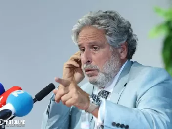 Հավատացյալներին պաշտպանելու փոխարեն՝ ձերբակալ...