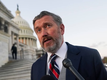 Կոնգրեսական Թոմաս Մեսին օրինագիծ է ներկայացրե...