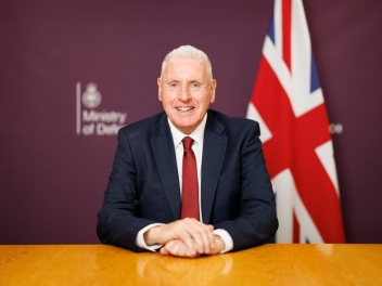 Միացյալ Թագավորության պաշտպանության հարցերով...