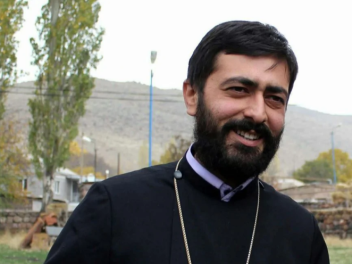 Թադե քահանա Թախմազյանը կարգալույծ է հռչակվել