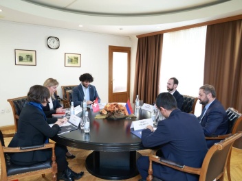 Պապոյանը և Շվեյցարիայի դեսպանը քննարկել են եր...