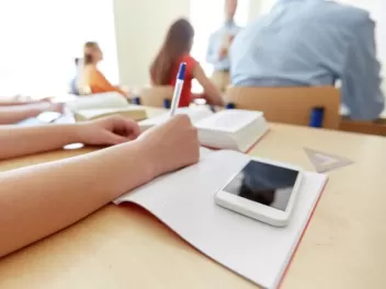 Դպրոցներում բջջային հեռախոսների արգելքը օգտակ...