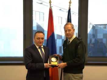 Փարիզում ստորագրվել է Հայաստան-Ֆրանսիա պաշտպա...