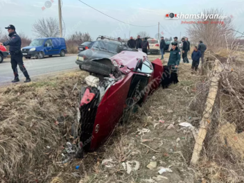 Արարատում բախվել են «ԳԱԶ 3108»-ը և «Hyundai E...