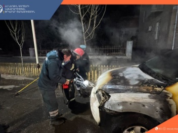 Կապանում մեքենա է այրվել