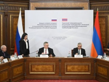 Օվերչուկի այցը Երևան. Մոսկվայի նոր ազդակները. «Փաստ»