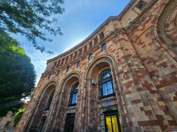 Կառավարությունը 80 մլն դրամ է հատկացրել շենքի կառավարման խորհրդատվական ուսումնասիրության համար