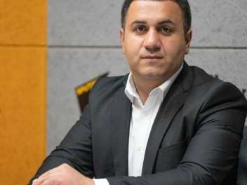 Խփես մարդու թևերը կտրես, հետո հպարտանաս, որ գ...