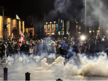 Վրաստանի իշխանությունները դեռևս սպասում են Եվրամիության կողմից ներողության