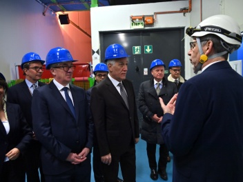 Խաչատուրյանն այցելել է Միջուկային հետազոտությ...