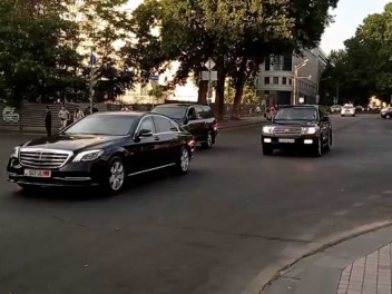 Փաշինյանին սպասարկող մեքենայի համարները կփոխվ...