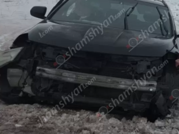 «Nissan Murano»-ն Մաստարայում բախվել է երկաթե...