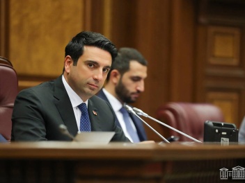 Ալեն Սիմոնյանը պաշտոնական այցով կմեկնի Ռուսաս...