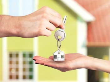 ԼՂ-ից բռնի տեղահանված 4066 ընտանիք արդեն ստաց...