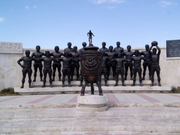 Ո՞ւմ և ինչո՞ւ է խանգարում «Արարատ 73»-ի անուն...