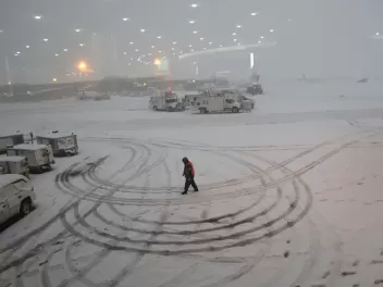 «Զվարթնոց»-ում, չնայած առատ ձյանն, ապահովվում...