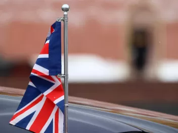 Մեծ Բրիտանիան ժամանակավոր փակել է դեսպանությո...