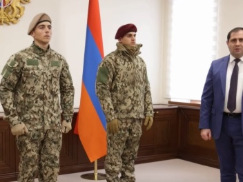 ՀՀ բանակի նոր համազգեստը զորային փորձարկում է...