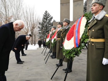 Նիկոլ Փաշինյանի ամբողջ կերպարը հենց այսօրվա «...