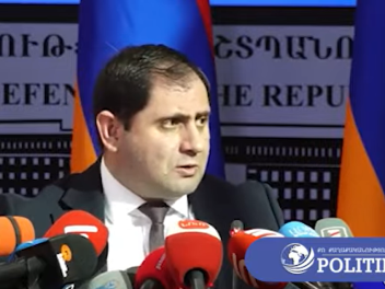 Կարեն Շաքարյանը պատվախնդիր սպա է. Պապիկյանը՝...