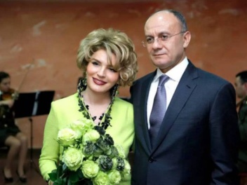 Սեյրան Օհանյանի տիկնոջ՝ Ռուզաննա Խաչատրյանի վ...