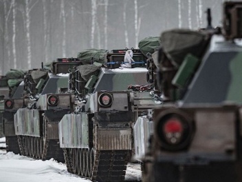 ԱՄՆ-ն նորագույն Abrams տանկերի խմբաքանակ է մա...