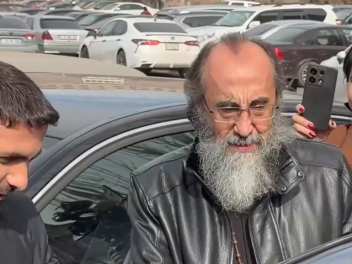 Միքայել արքեպիսկոպոս Աջապահյանը դուրս գրվեց «...