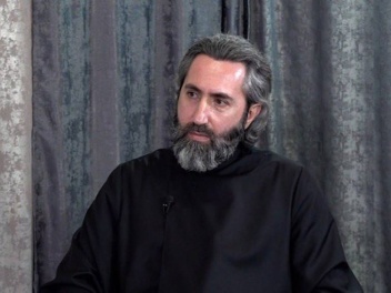 Ամո՛թ է, հազա՛ր ամոթ, որ մթագնած բանականությա...