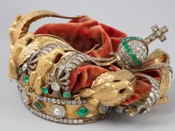 Լուվրը հայտնում է․ Նապոլեոն III-ի կնոջ թագը «...