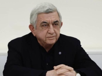 Սերժ Սարգսյանի թիմն ակտիվ վերադասավորումների...