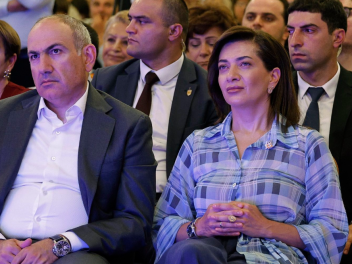 Աննայի որոշմանը վերաբերվում եմ հարգանքով․ Փաշ...