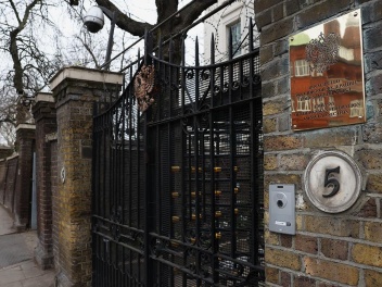 Մեծ Բրիտանիան արտաքսում է ռուսաստանցի դիվանագ...