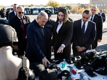 Իշխանությունները «զենք գտնելու» օպերացիա են սկսել․ «Հրապարակ»