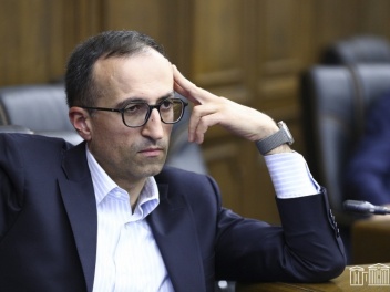 Բագրատ Սրբազանի և Ռոբերտ Քոչարյանի հավաքները...