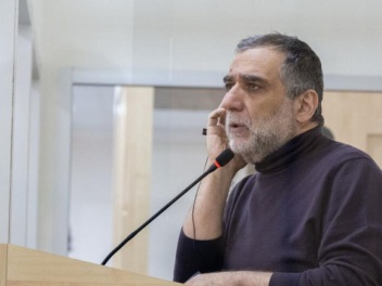 Գենսերը կոչ է արել Թրամփին կատարել հրապարակայ...