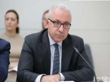 ԱԳ փոխնախարար Մնացական Սաֆարյանի դեմարշը Նիկո...