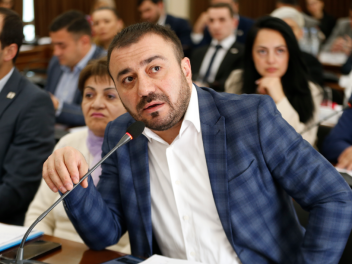 Նոր Խարբերդի բնակիչներն ահազանգում են․ Մանուկ...