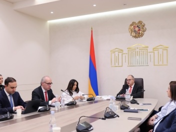 ԱԺ հանձնաժողովում մի շարք օրենքների նախագծեր...