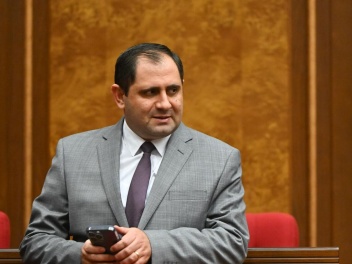 Սուրեն Պապիկյանի գյուղում բարեգործության անվա...