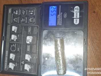 Խուզարկությամբ կալանավորված անձի մոտից հայտնա...