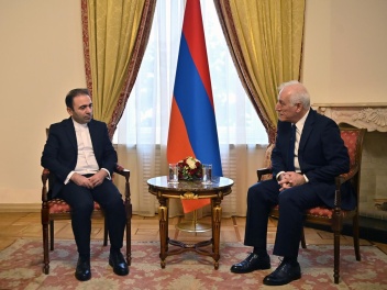 Վահագն Խաչատուրյանն ընդունել է Իրանի դեսպանին