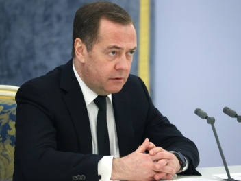 Սա միջուկային զենքի ուղղակի փոխանցում է պատեր...