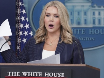 Թրամփը քննարկում է Իրանում ռազմական գործողութ...