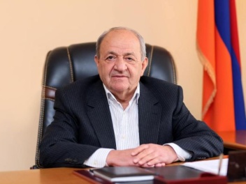 Արարատի քաղաքապետի որոշումների հետ կապված քրեական վարույթ է նախաձեռնվել․ «Հրապարակ»