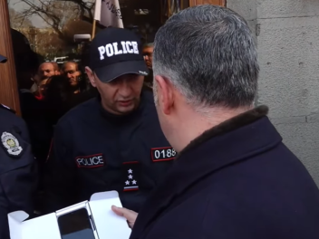 Փաշինյանին հեռախոս ենք բերել, որ վերջին անգամ...