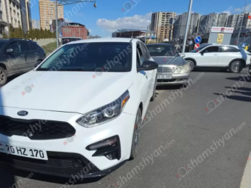 Երևանում մեքենաներ են բախվել