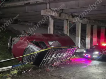 Արմավիրի մարզում «Ford Transit»-ը ընկել է կամ...