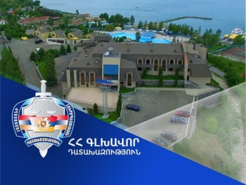 Սևանի ափին ապօրինի կառուցված շենքերը քանդվում...